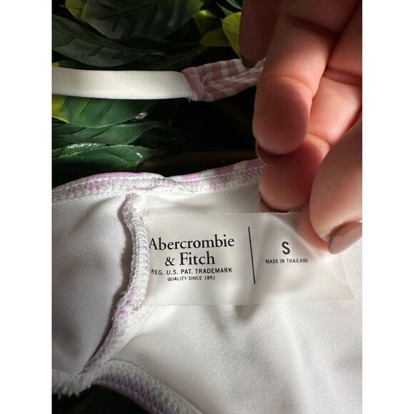 Abercrombie and Fitch Pink White Front Tie Bikini Top Size Small - Picture 4 of 4